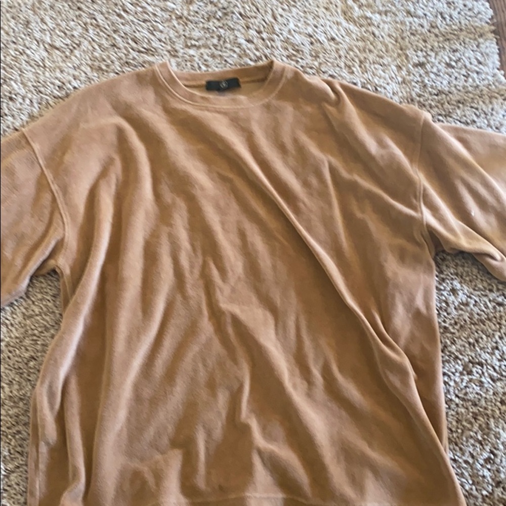 Missguided brown fuzzy material top NWOT!